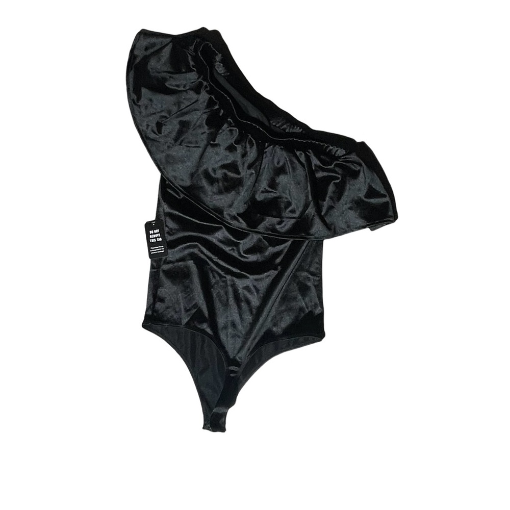 EXPRESS One Shoulder Bodysuit Women Size M Black‎ Stretch Satin Ruffle Party NWT